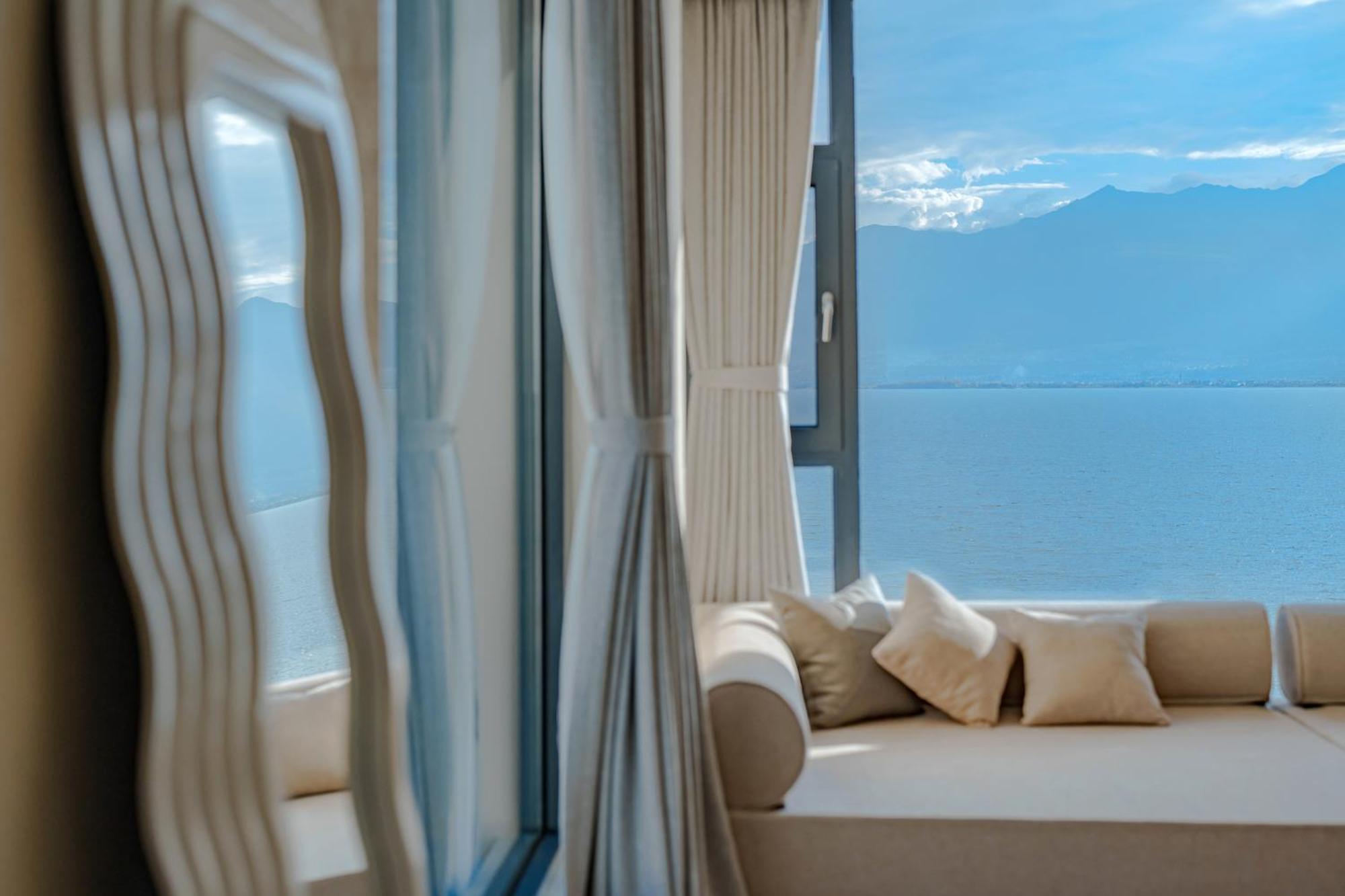 Dali Oriental Seaview Hotel -Dali Erhai Eksteriør bilde
