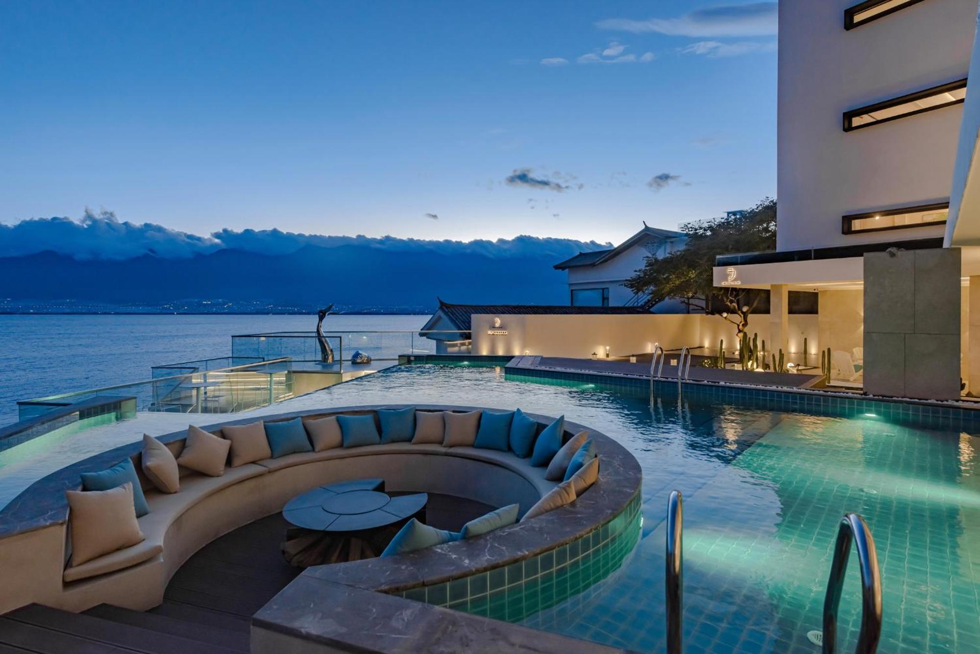 Dali Oriental Seaview Hotel -Dali Erhai Eksteriør bilde